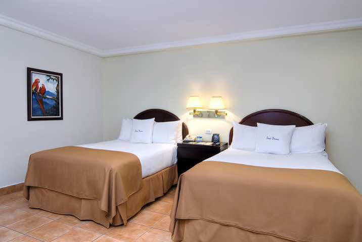 ホテルDoubletree By Hilton Cariari San Jose Bajo de las Labores エクステリア 写真